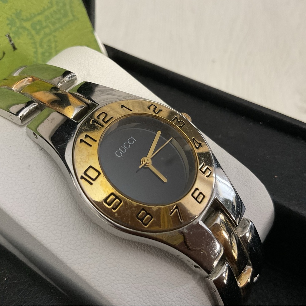 Vintage Gucci Watch - Picture 7 of 7